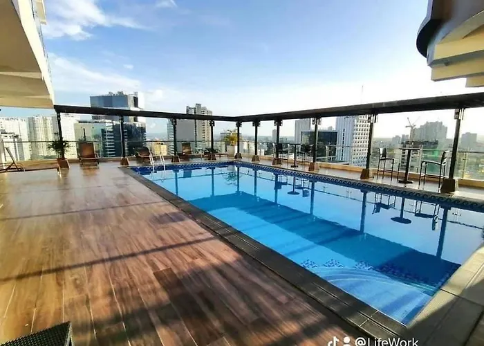 Trillium 8f Pet Friendly With 1bed 2sofabeds And Balcony Near Ayala Center Mall
